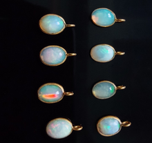 Load image into Gallery viewer, Sol Necklace